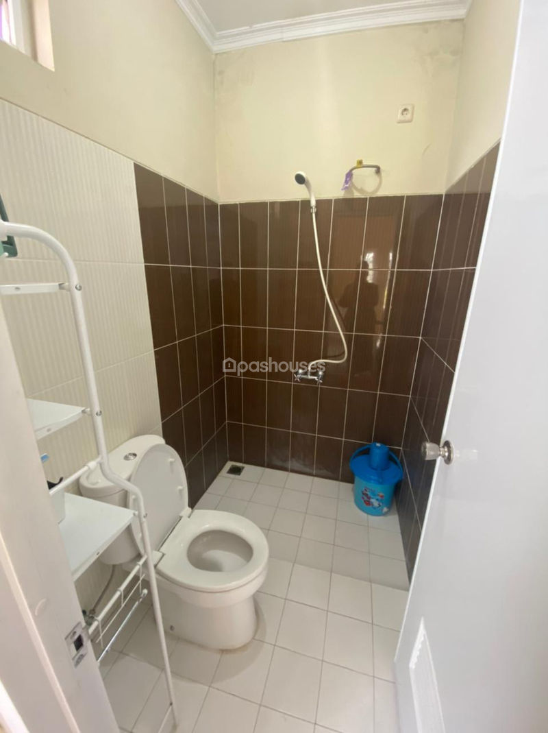 Bukit Golf Riverside Cluster Orchid Blok EE 16 No.1