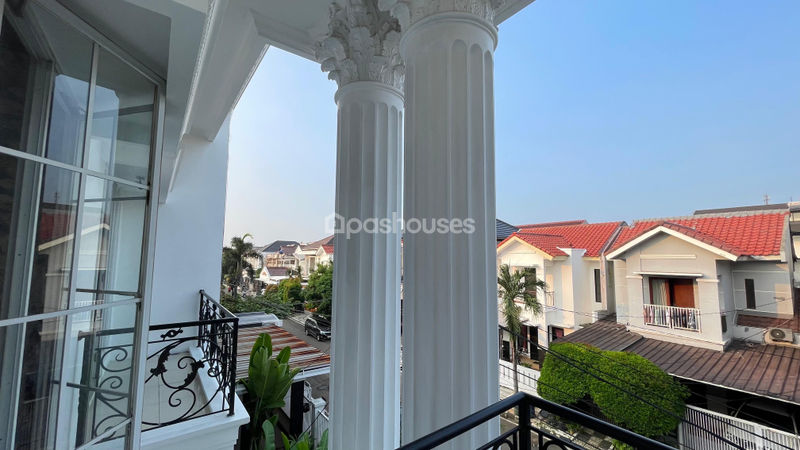 Perumahan Mediterania Regency Cikunir