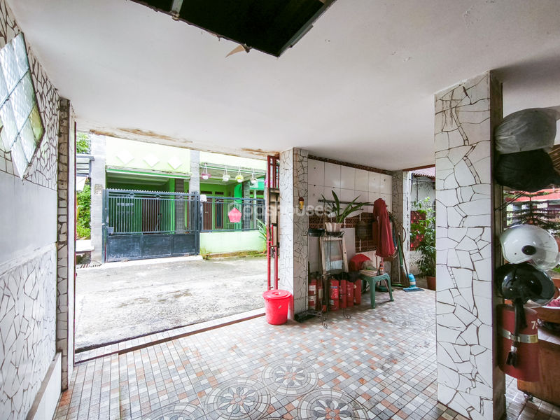 Jalan Sasak Panjang Permai Blok G2A No. 4 & 5