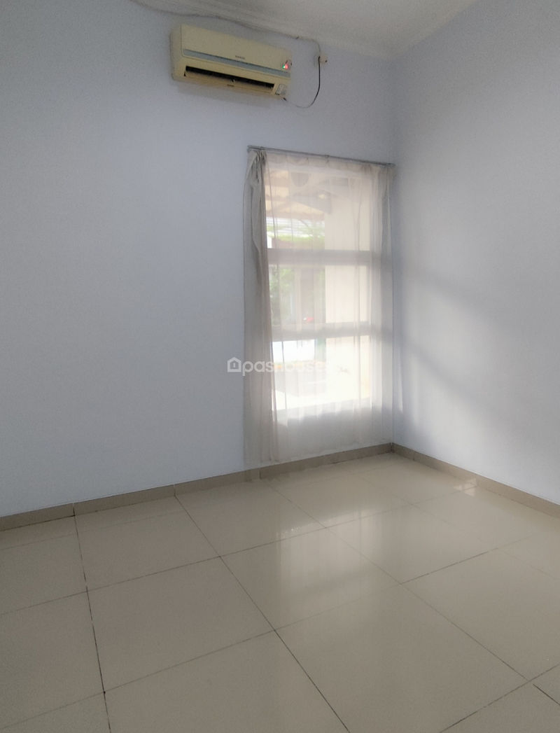 Metland Cibitung Cluster Iris Blok EA1 No.9