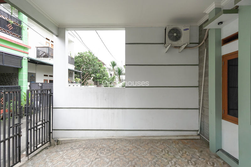 Jalan Pegasing 3 No.28 Cipayung