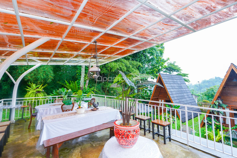 Villa Saung Ibu Bogor
