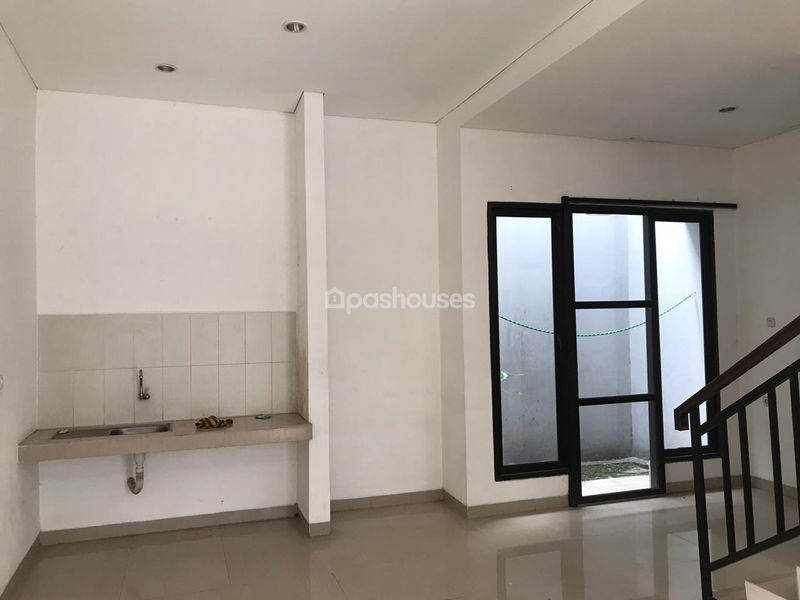 Perumahan Belle Legoso Residence Blok C6