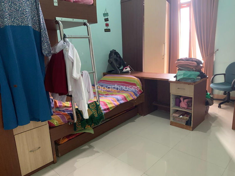 Arya Townhouse 2 Kav.33 No.125