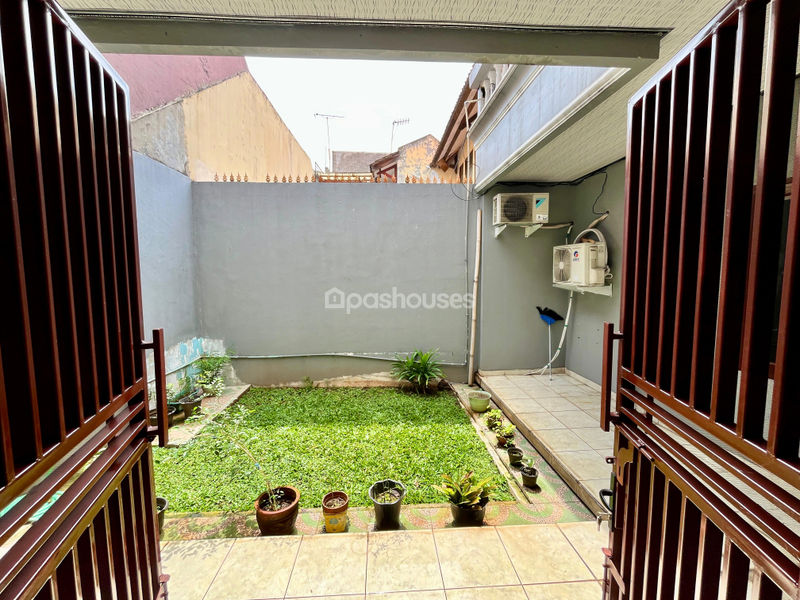 Perumahan Kemang Pratama Blok H11A