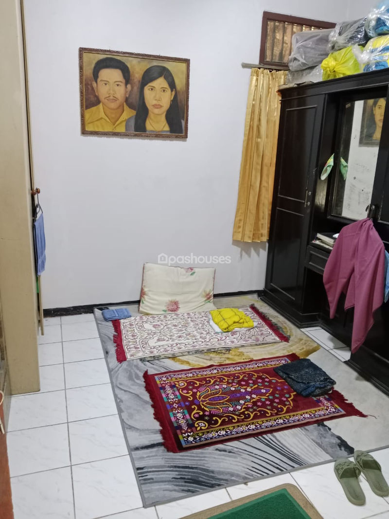 Jalan Griya Timur No.18