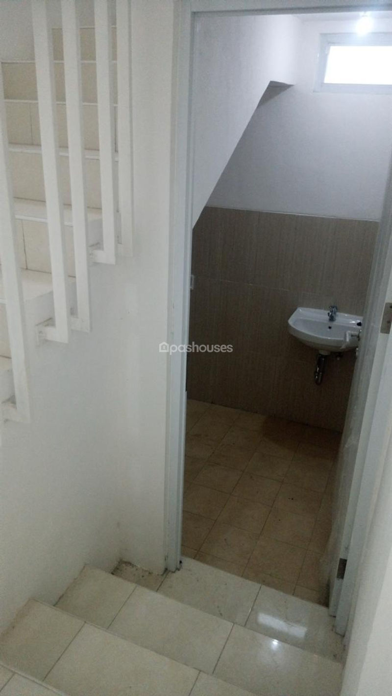Serpong Lagoon Cluster Pelican Blok B3 No.19