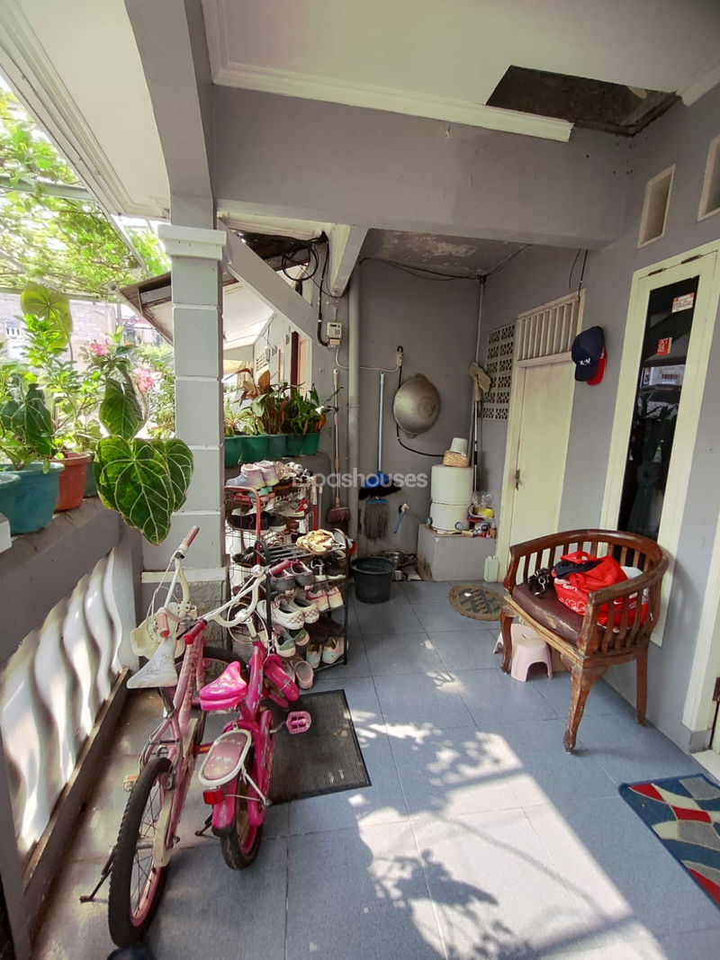 Jalan Rw. Indah II No 44