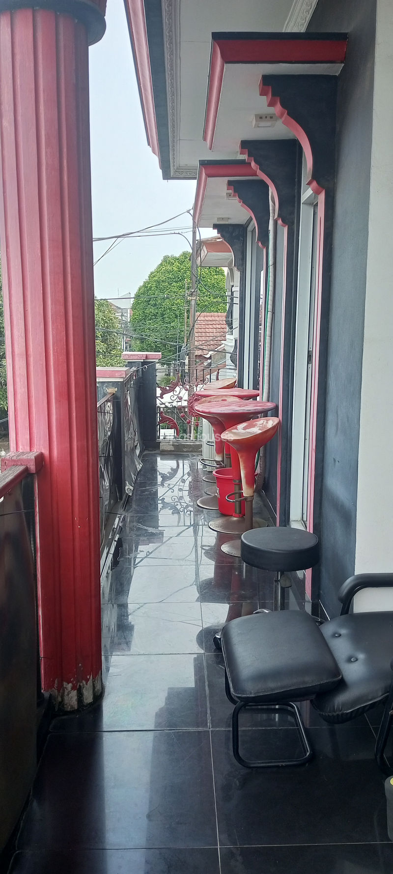 Jalan Pulo Sirih Tengah