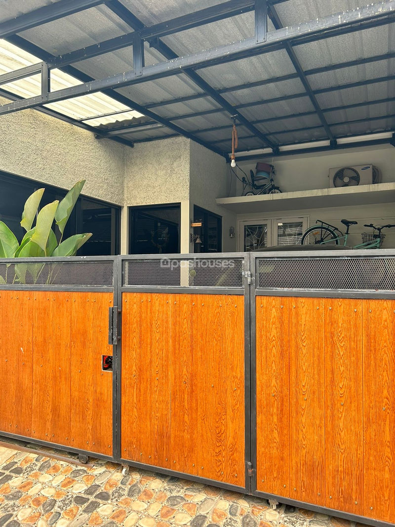 Perumahan Graha Selaras Blok D1 No.8