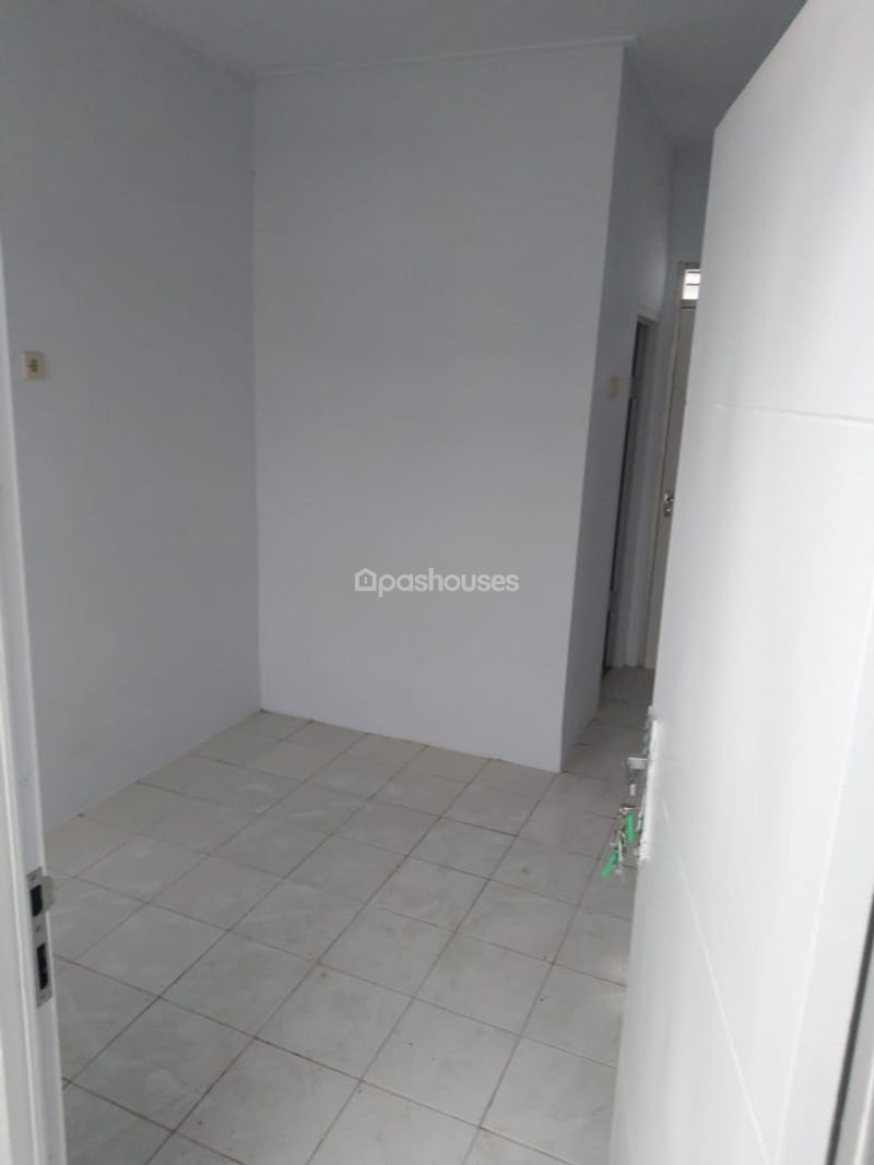 Perumahan Bizhome Cluster Beryl Blok R27/06