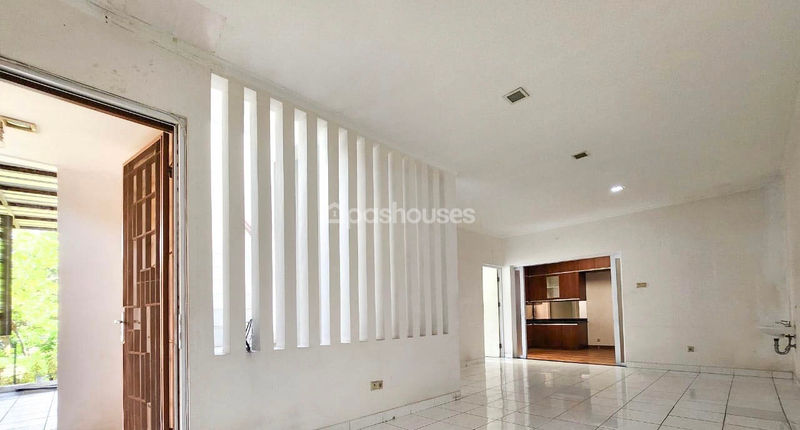 Kota Wisata Cluster Bellevue Blok SF-7/11