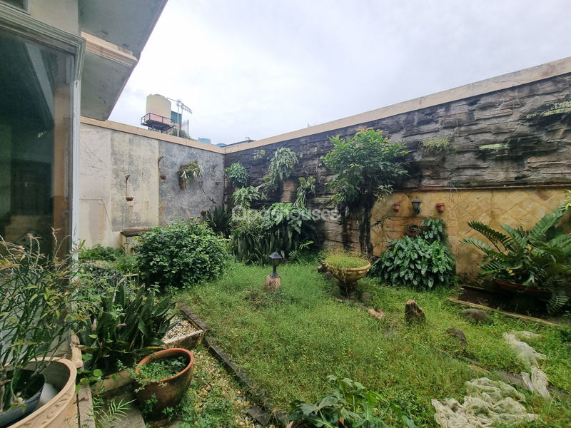 Jalan Puncak Pesanggrahan