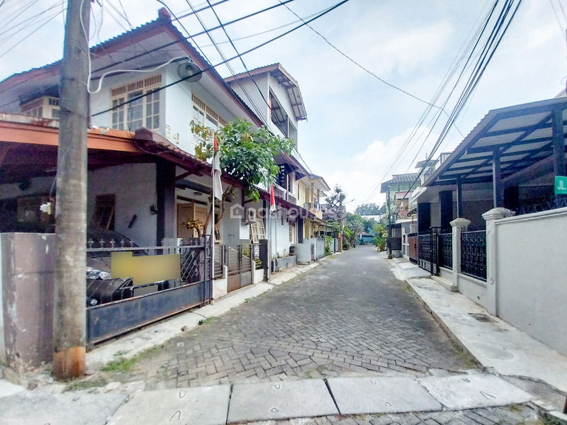 Bintaro Jaya Sektor 4 Blok D2 No.1