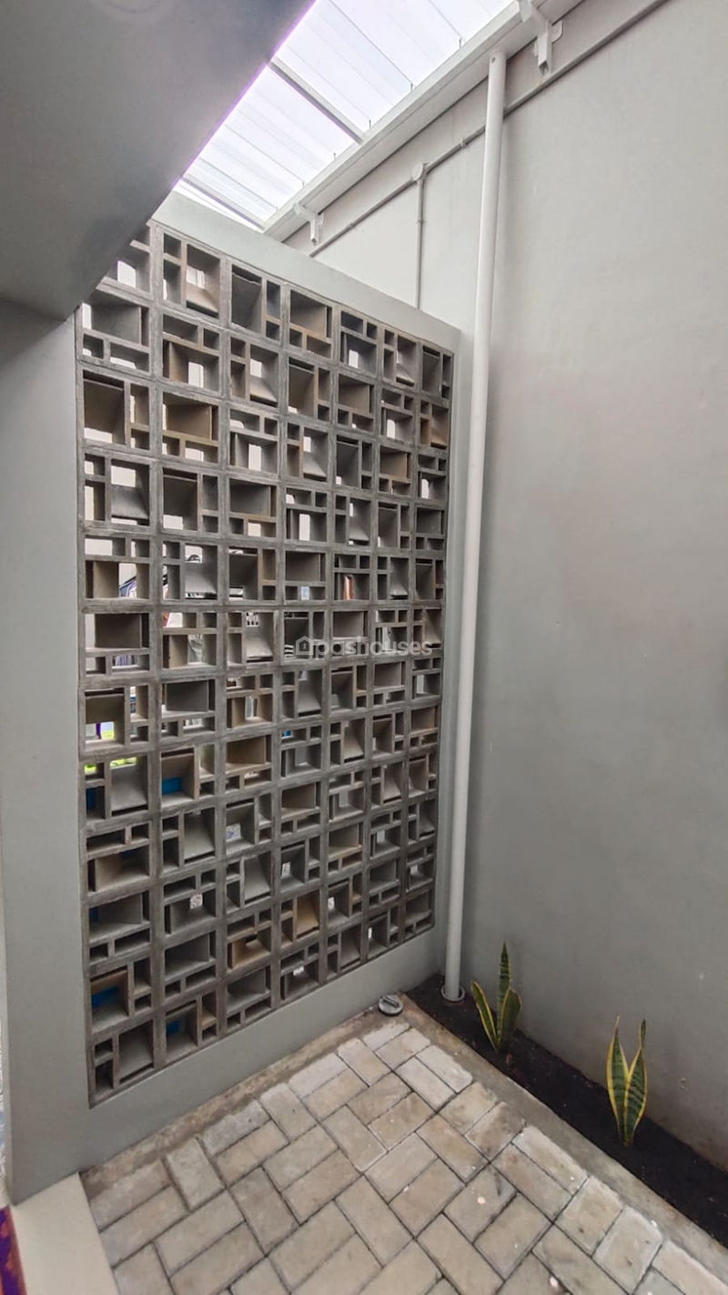Puri Flamboyan Town House No.11