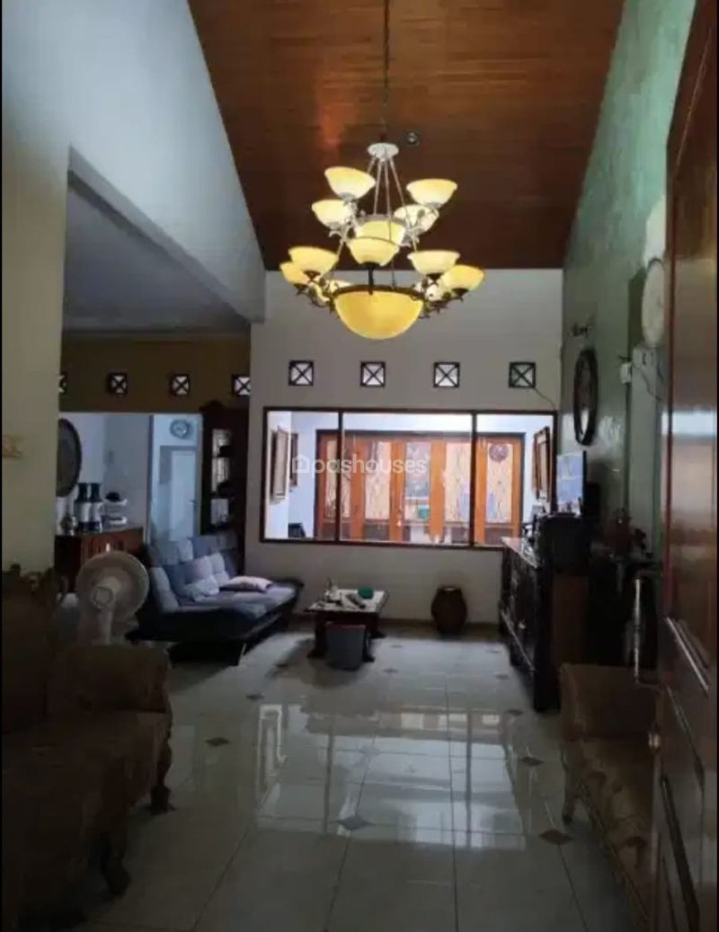 Jalan Mekar Baru Raya No.7 Ciputat