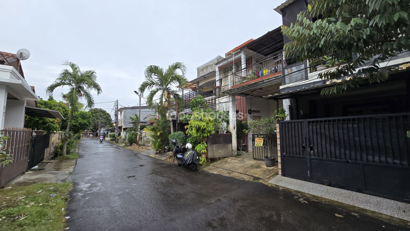 Permata Pamulang Blok E1 No.10