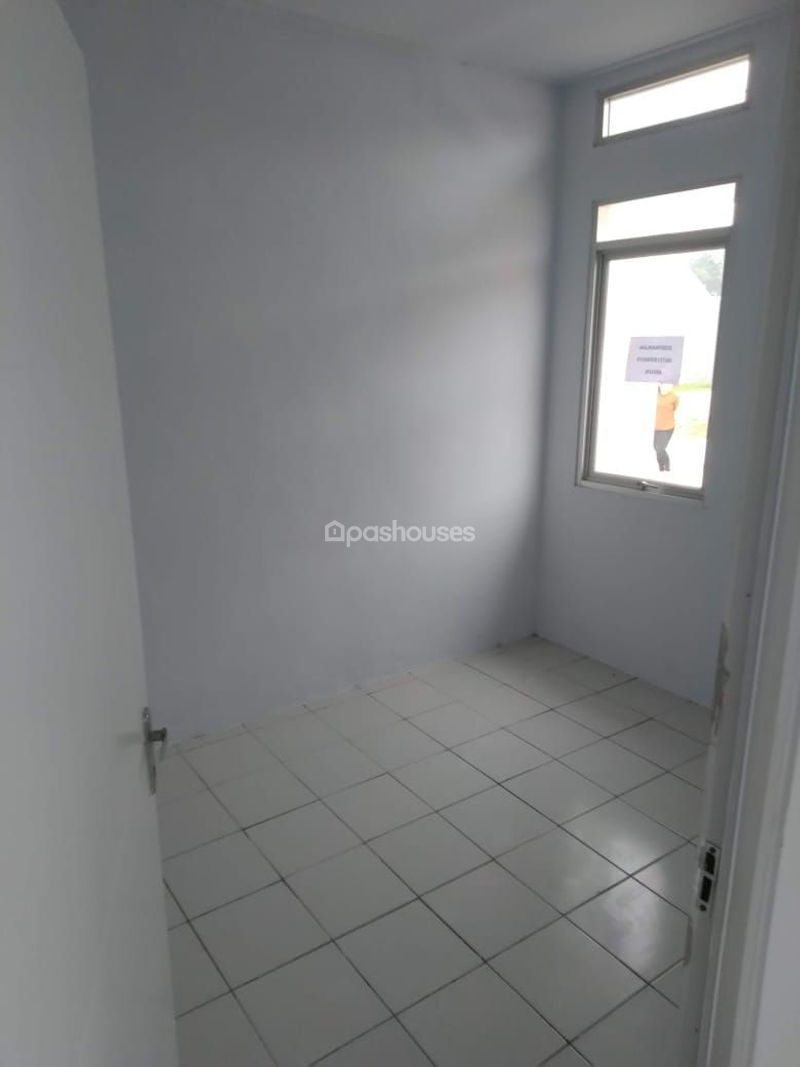 Perumahan Bizhome Cluster Beryl Blok R27/06