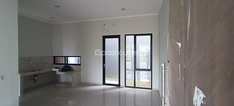 Perumahan Suvarna Sutera Cluster Fedora Park 2 No.10