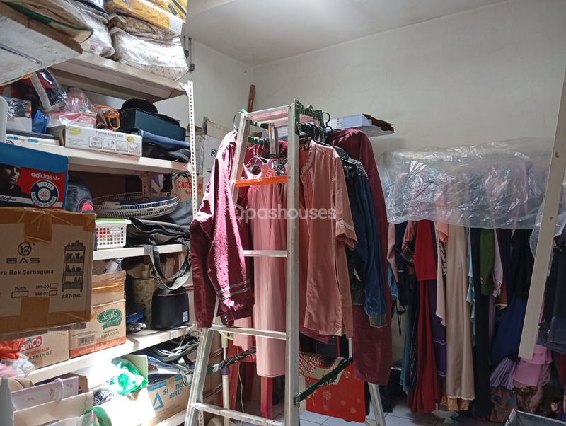 Taman Harapan Baru Blok V1 No.44