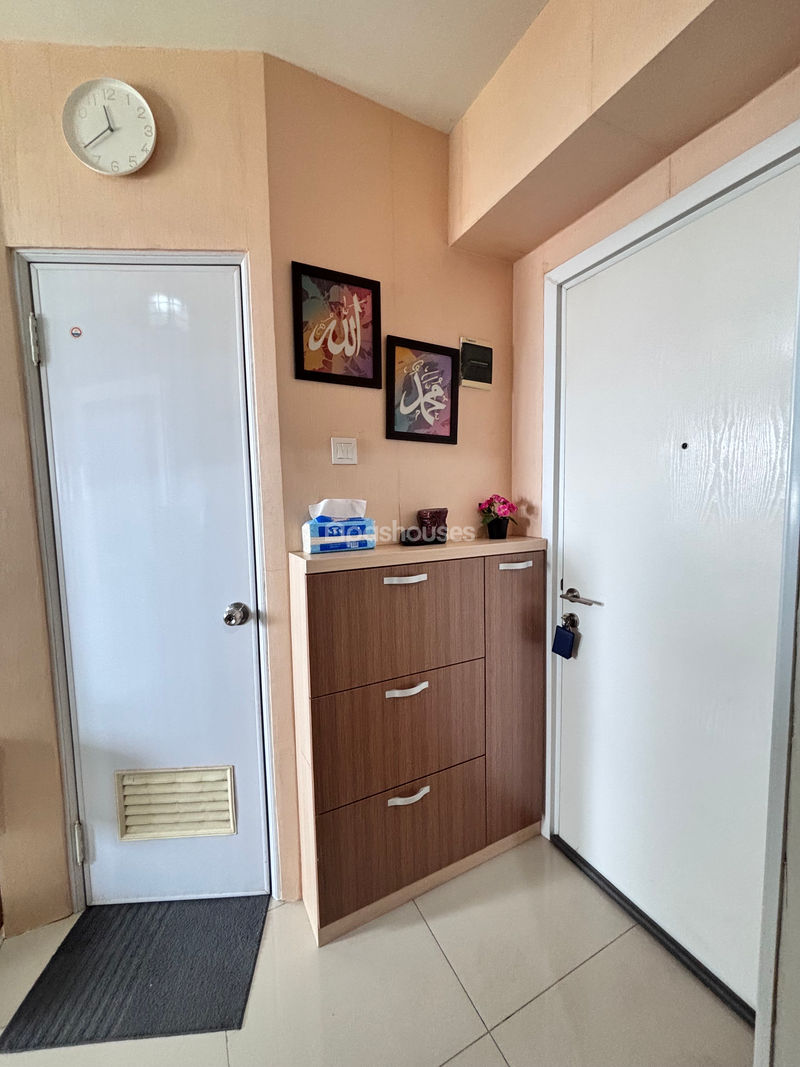 Apartemen Green Pramuka City Tower Bougenville No BG 25GE