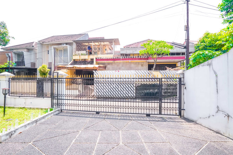 Jalan Bukit Cinere Blok C117