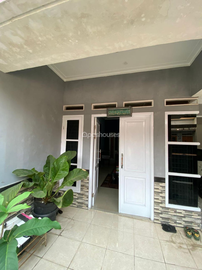 Jalan Raya Pulo Mangga No.18