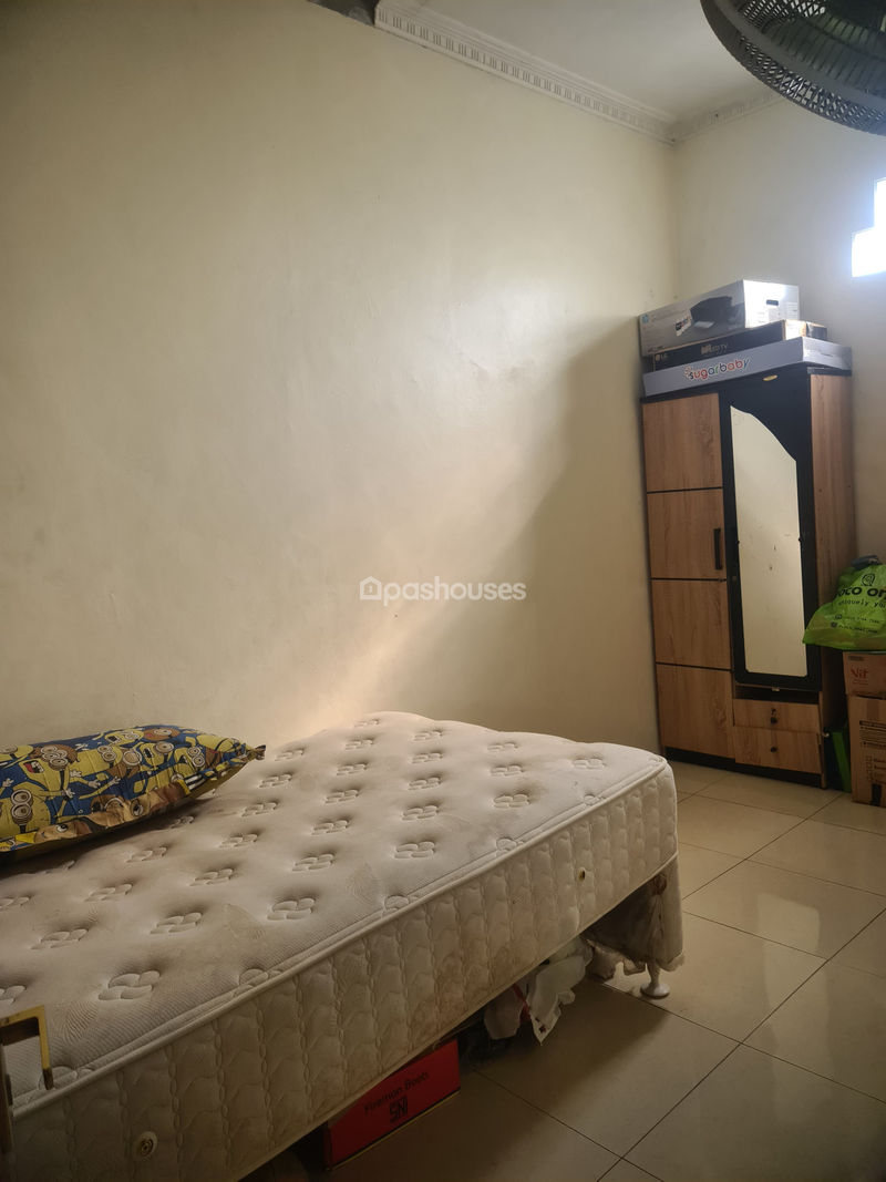 Perumahan Mutiara Gading Riviera Blok B8 No.18