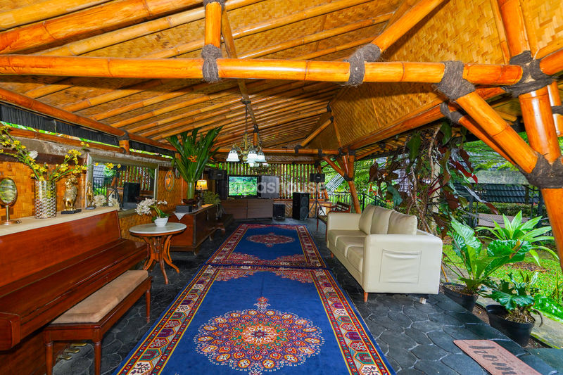 Villa Saung Ibu Bogor