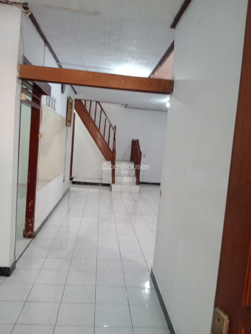 Jalan Menteng Atas Barat No.24