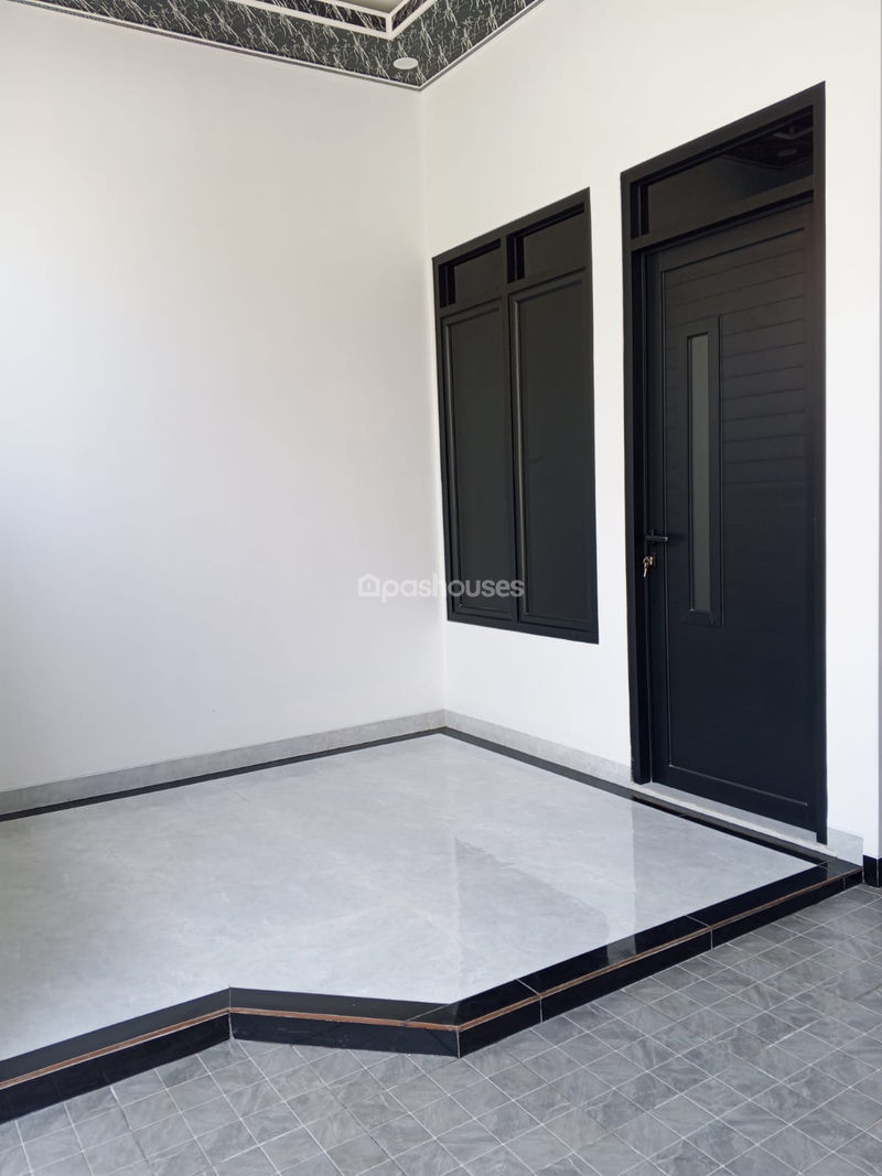 Perumahan Bukit Waringin, Blok E3 No.8 