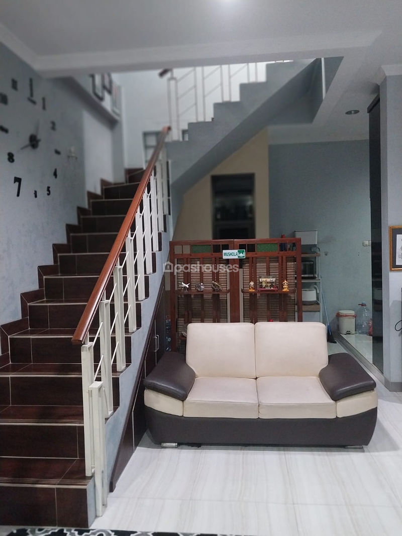 Perumahan Taman Royal 3 Cluster Edelweiss 