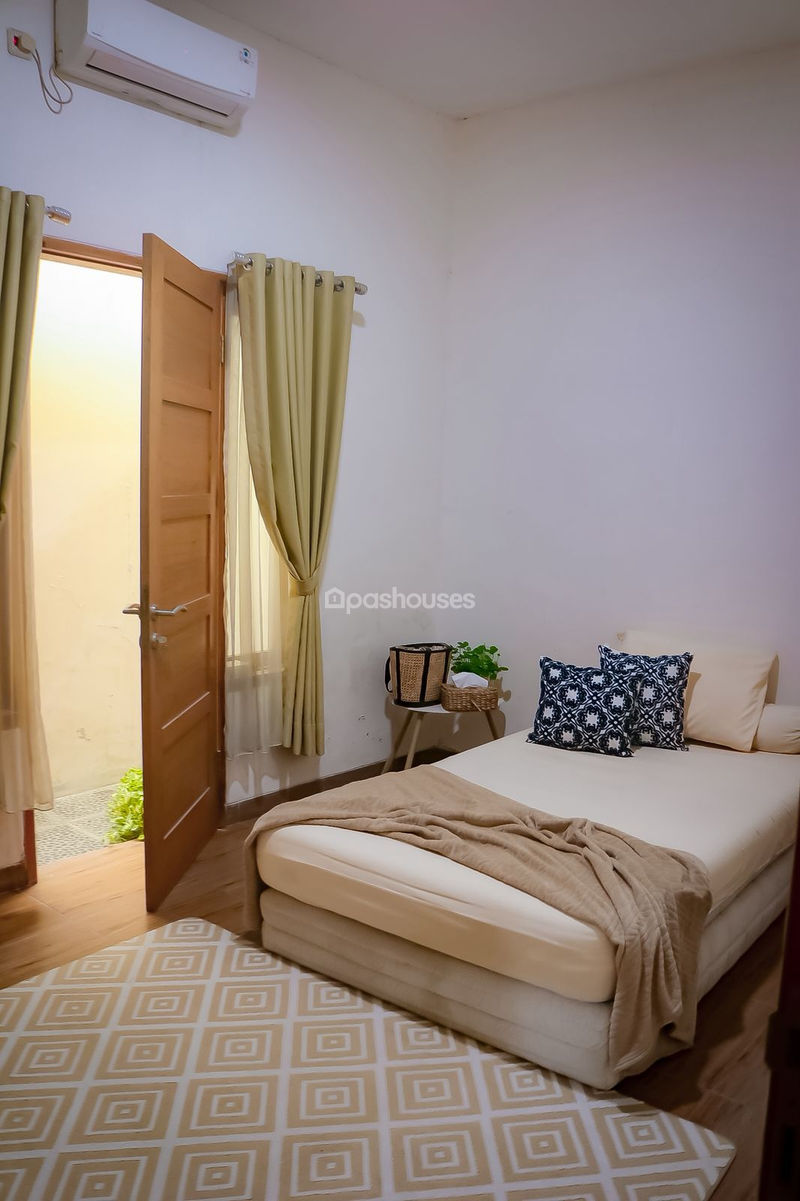 Villa Bintaro Regency Blok K1 No.28