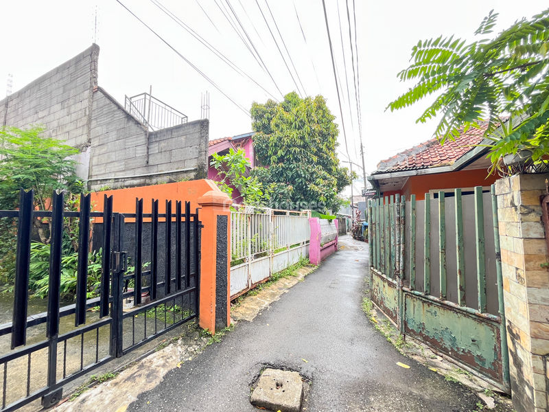 Jalan Al Maghfiroh Jakarta Timur
