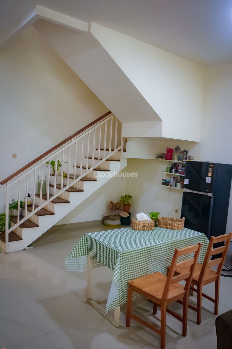 Villa Bintaro Regency Blok K1 No.28