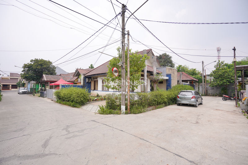 Perumahan Dukuh Zamrud, Blok T3 No.1