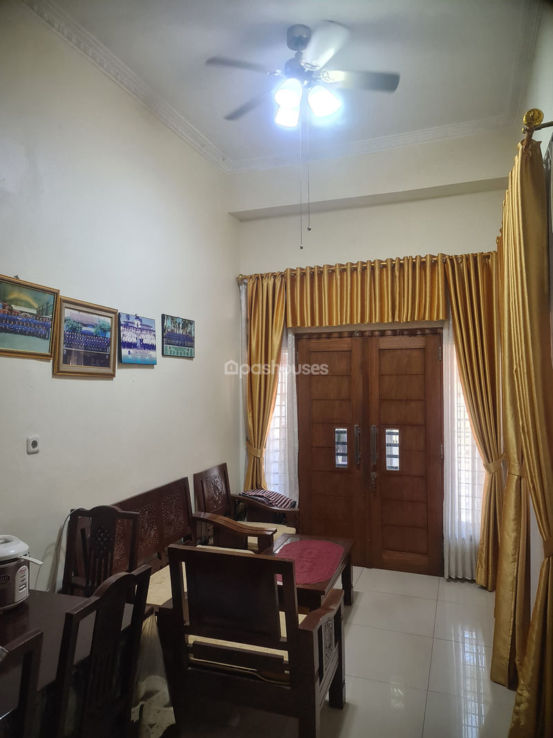 Perumahan Mutiara Gading Riviera Blok B8 No.18