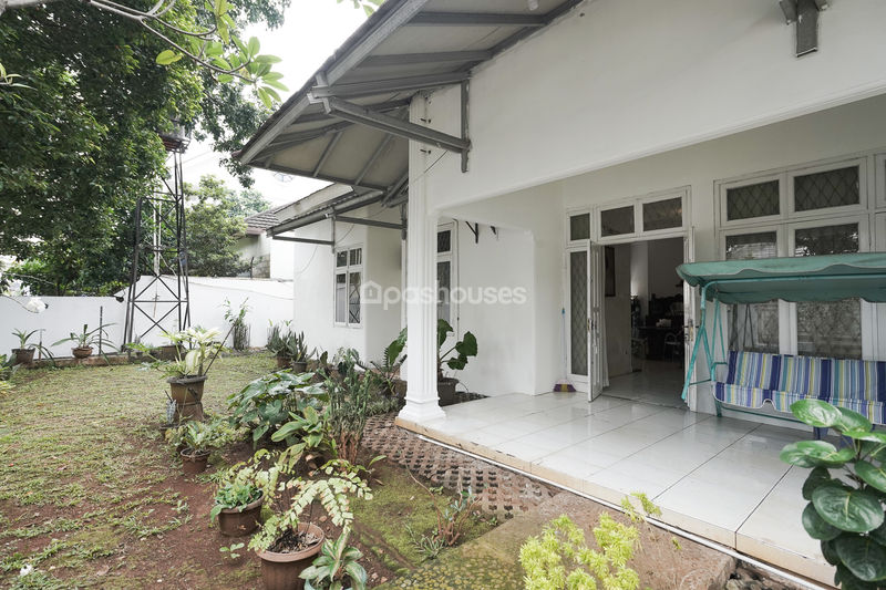 Jalan Manunggal II No. 8B, Komplek Kodam Jatiwaringin