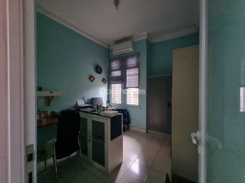 Komplek Megapolitan Cinere 