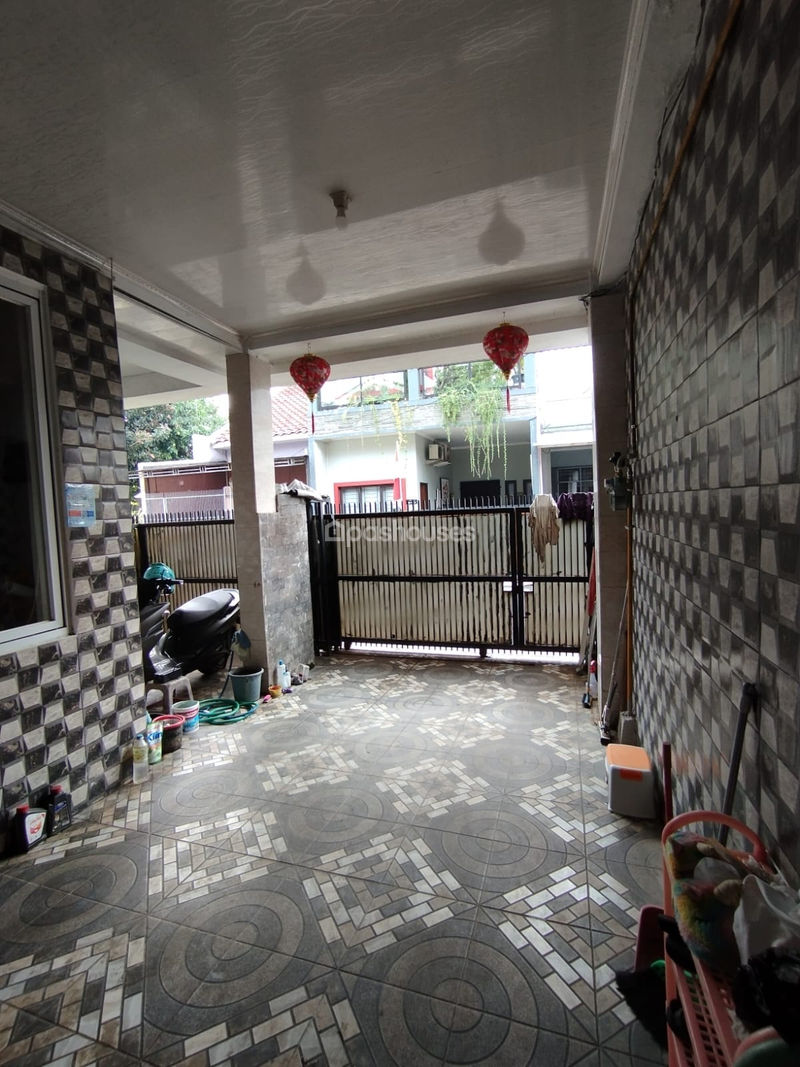 Graha Raya Cluster Dahlia Loka Blok RB No.11