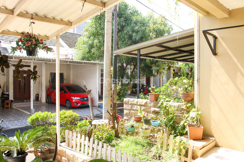 Permata Mansion