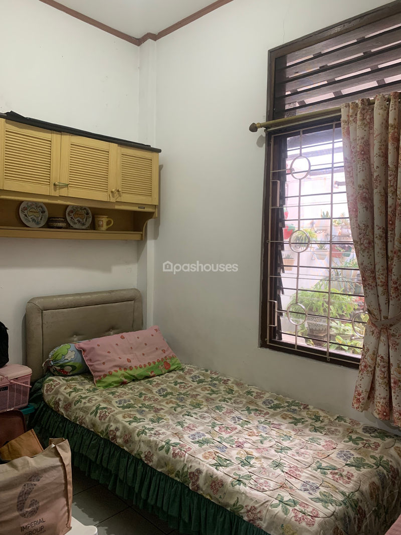 Perumahan Bukit Cirendeu II No. 6