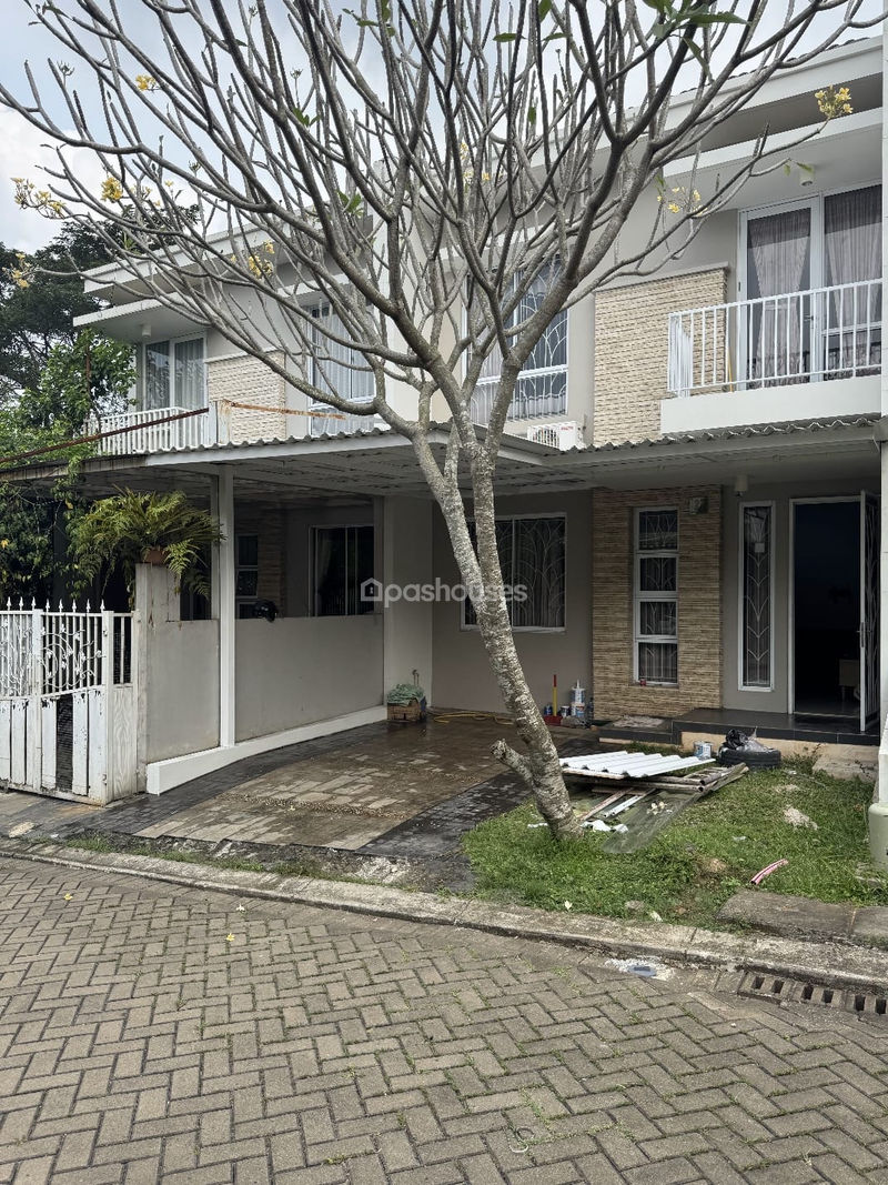 Grand Cibubur Country Cluster Royal Wood