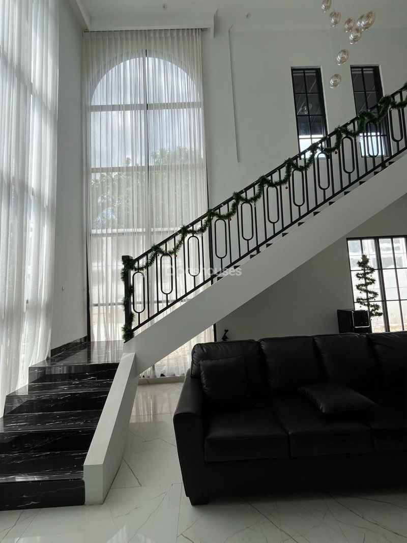 Perumahan Imperial Gading Blok E3 No.1