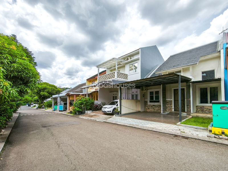 Kota Wisata Cluster Montreal