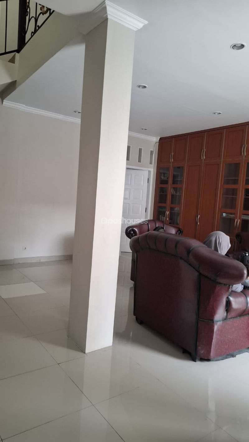 Jalan Panca Warga 5 No.4