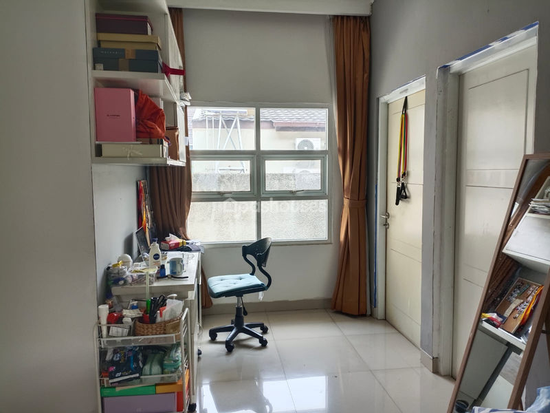 Jalan Perkici Raya Blok EB2 No.28 Sektor 5