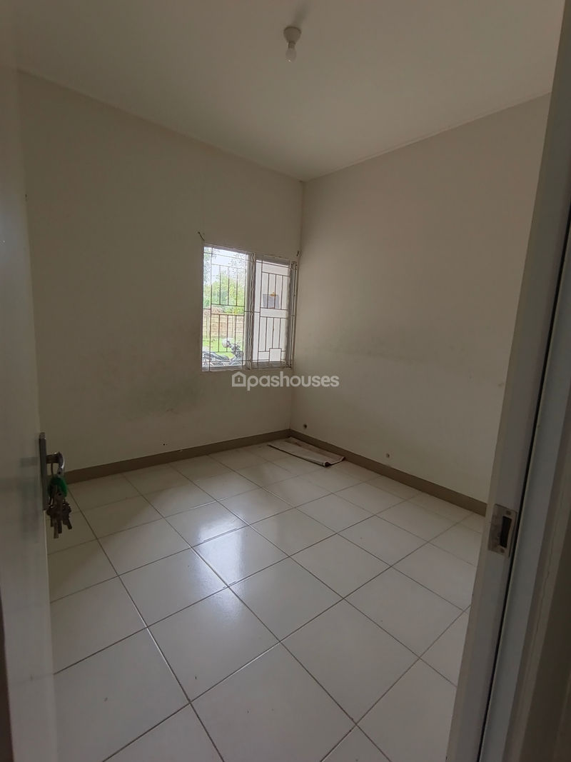 Perumahan Victoria Village Cluster Sophora Blok V2-05 No.3