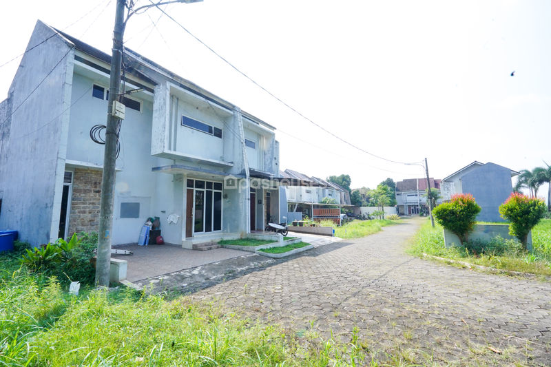 Perumahan Nichoviola Residence