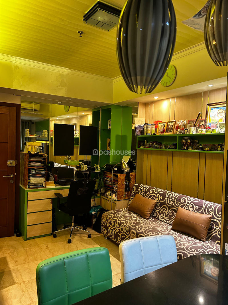 Apartemen Royal Mediterania Garden